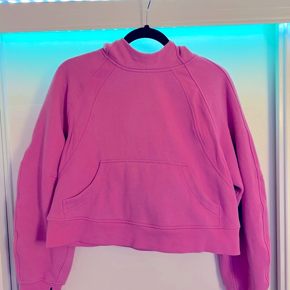 Lululemon half Zio almost new only wear once Pink Hoodie